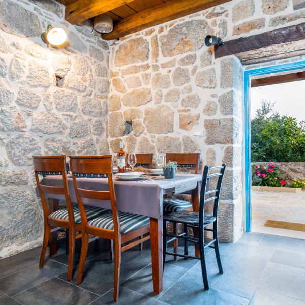 Stone house Goranova kuća, Stone House Goranova Kuća Seline