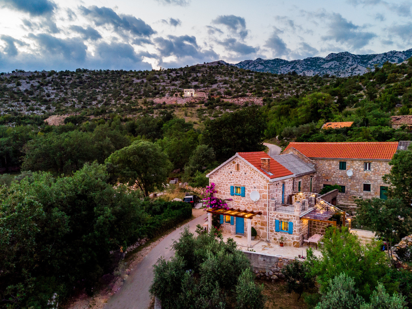 Stone house Goran - Dalmatian stone house near the sea, Stone House Goranova Kuća Seline